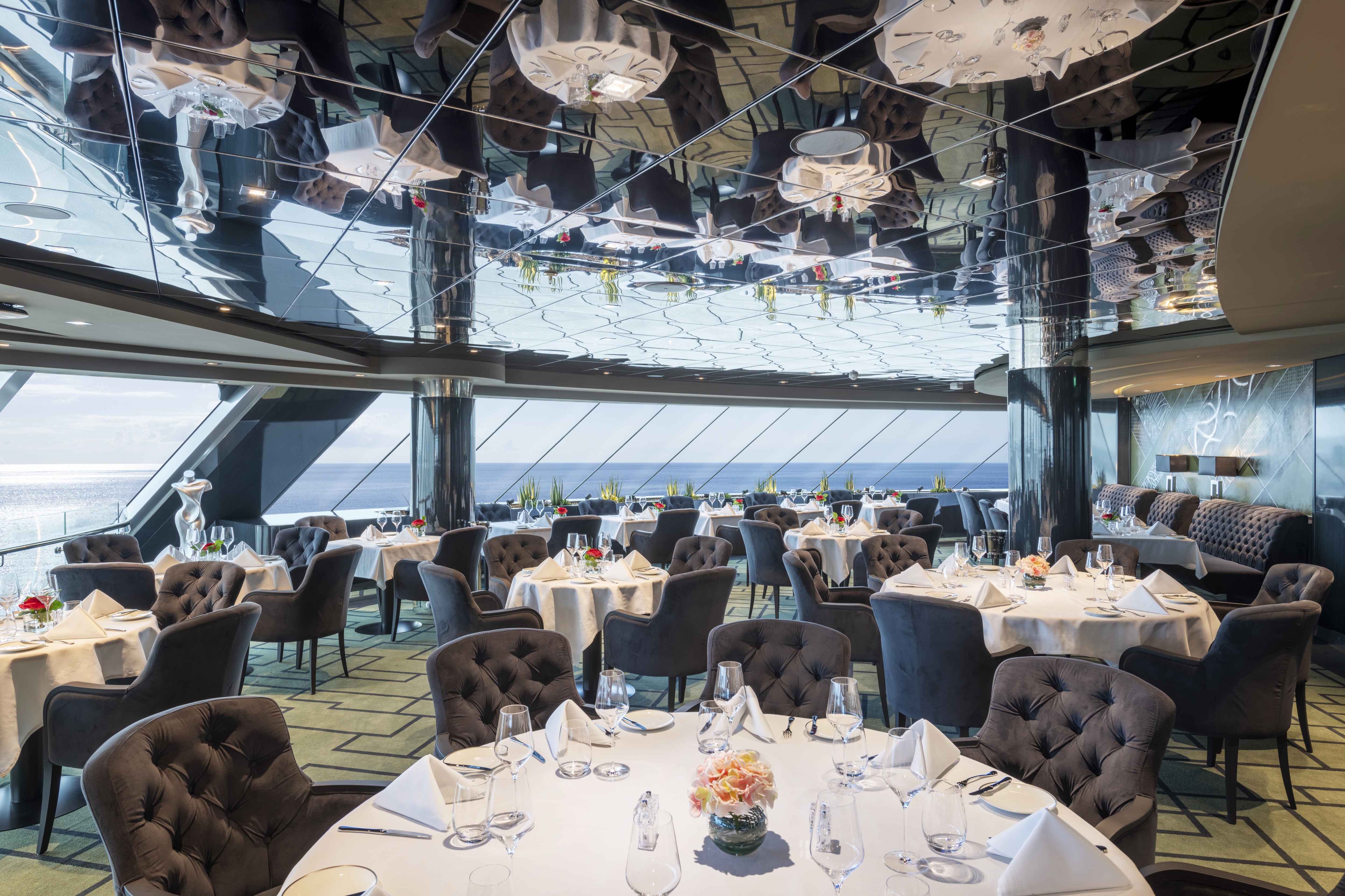 MSC Virtuosa - MSC Yacht Club Restaurant 